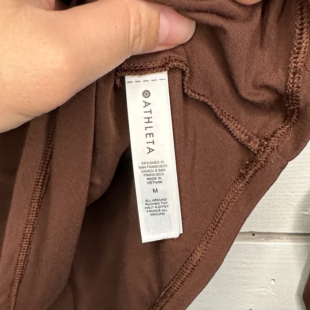 Athleta All Around Ruched Long Sleeve Women’s Blouse - Picture 6 of 12